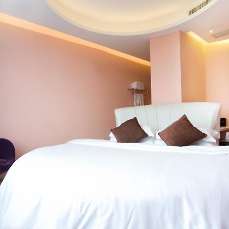 Taizhou Aix Huangyan Hotel Екстериор снимка